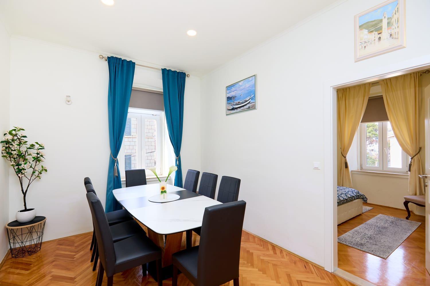 Spacious 4 Bedroom Dubrovnik Apartment Екстериор снимка